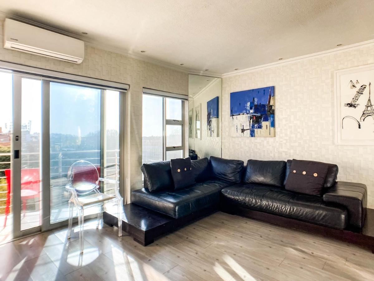 Splice Apartment
