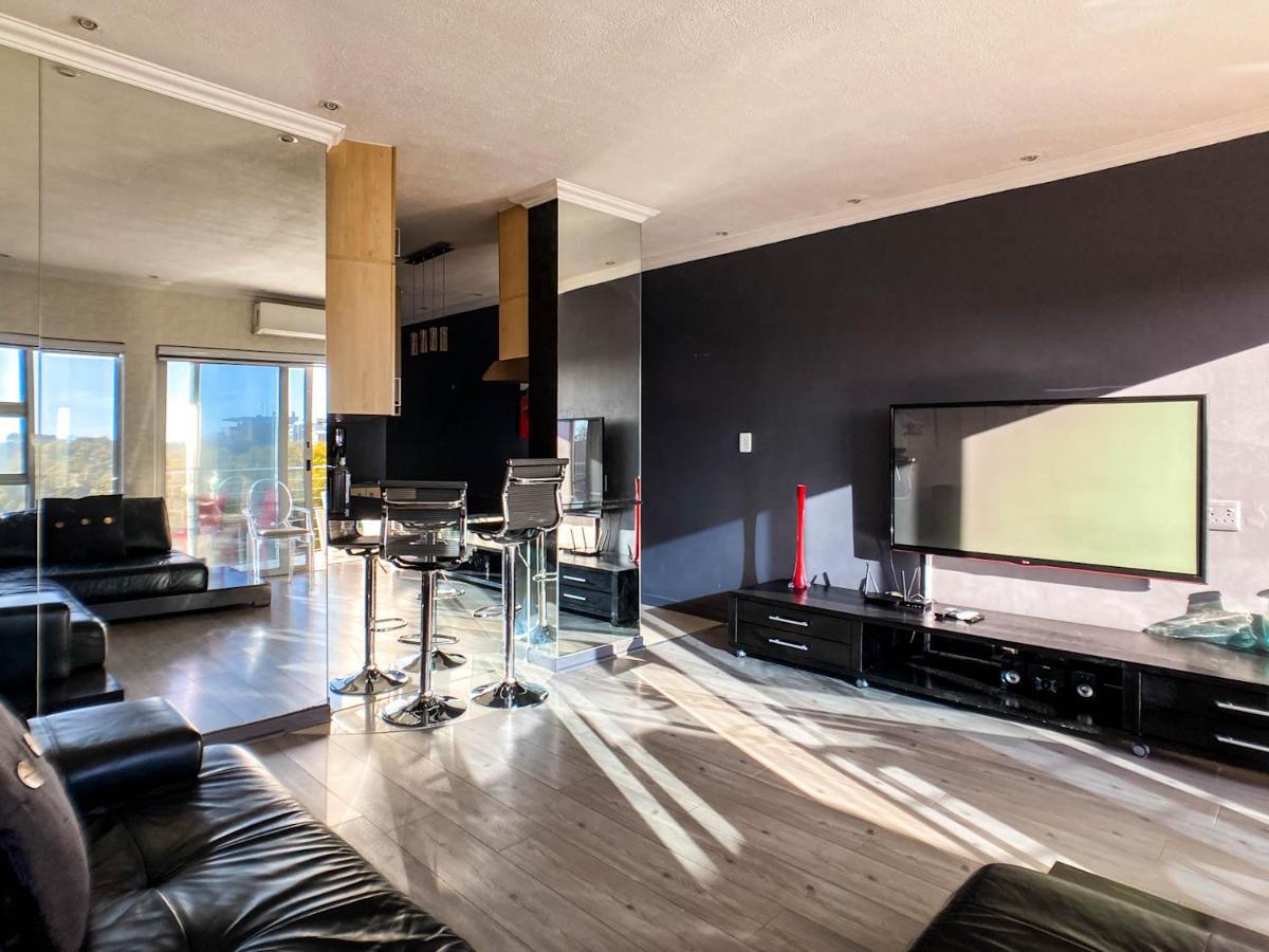 Splice Apartment
