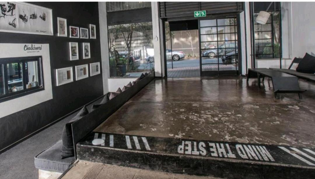 Modern In Maboneng, * Johannesburg