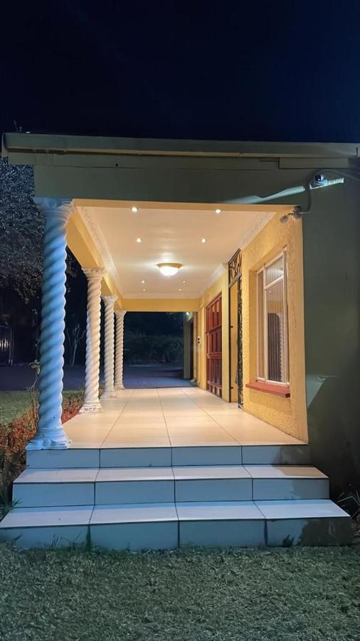 76 Darwin Nhà khách Johannesburg
