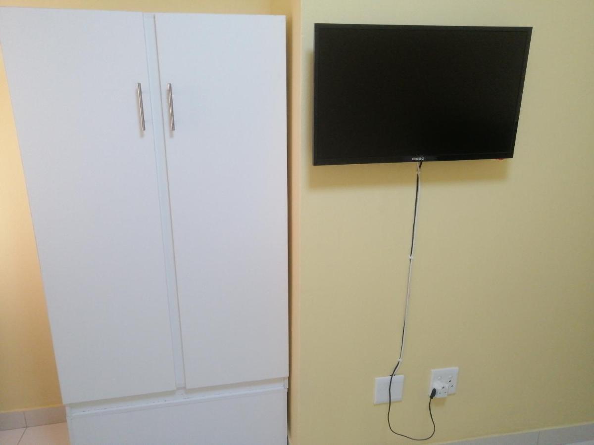 Nhà khách Hisandhers *