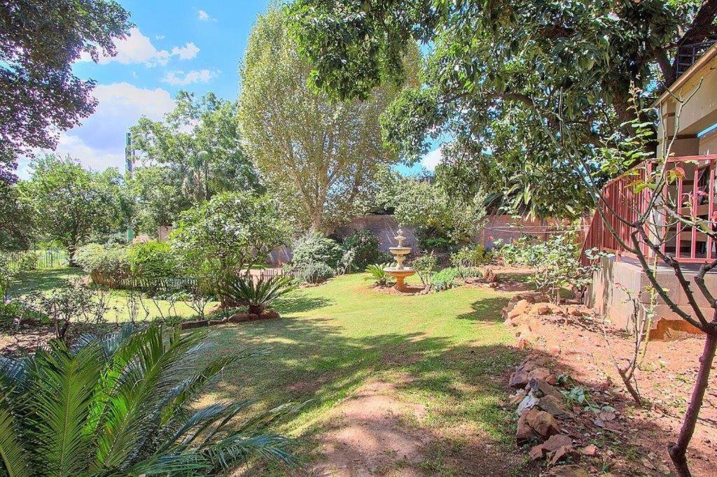 Bed & Breakfast The Owl Boutique Johannesburg