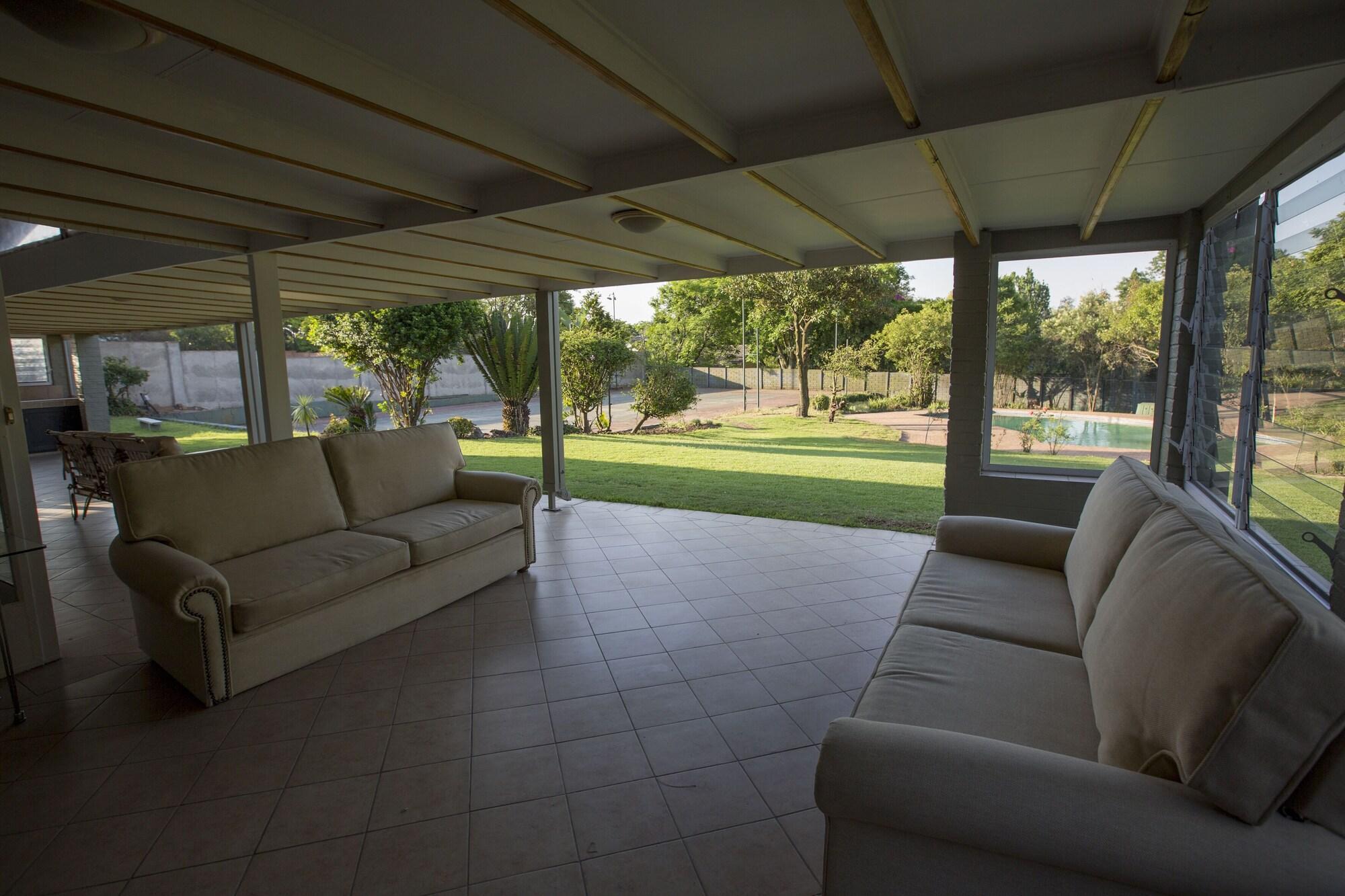Hotel Dynasty Forest Sandown Self Catering 4*