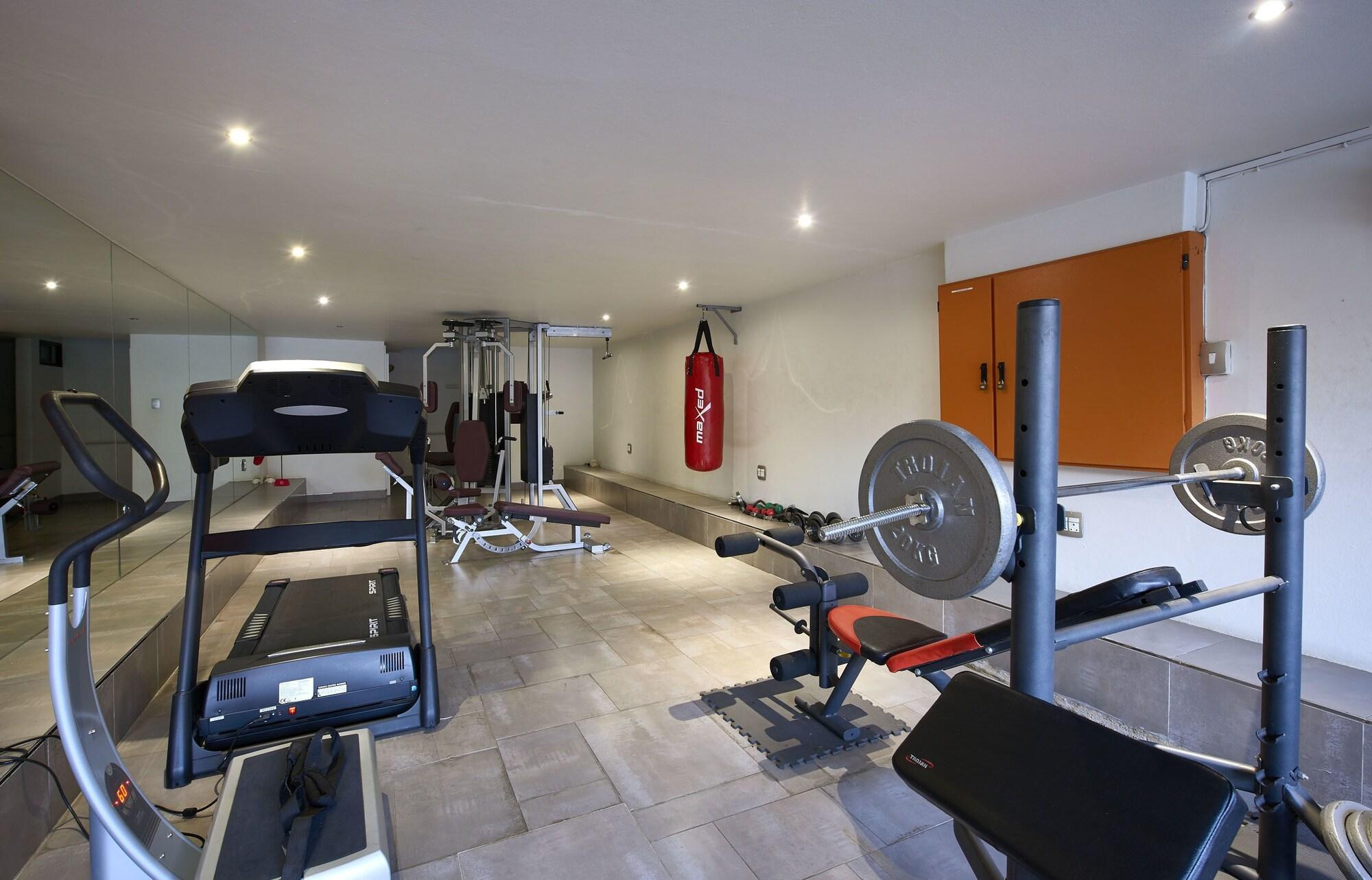Dynasty Forest Sandown Self Catering Hotel 4*