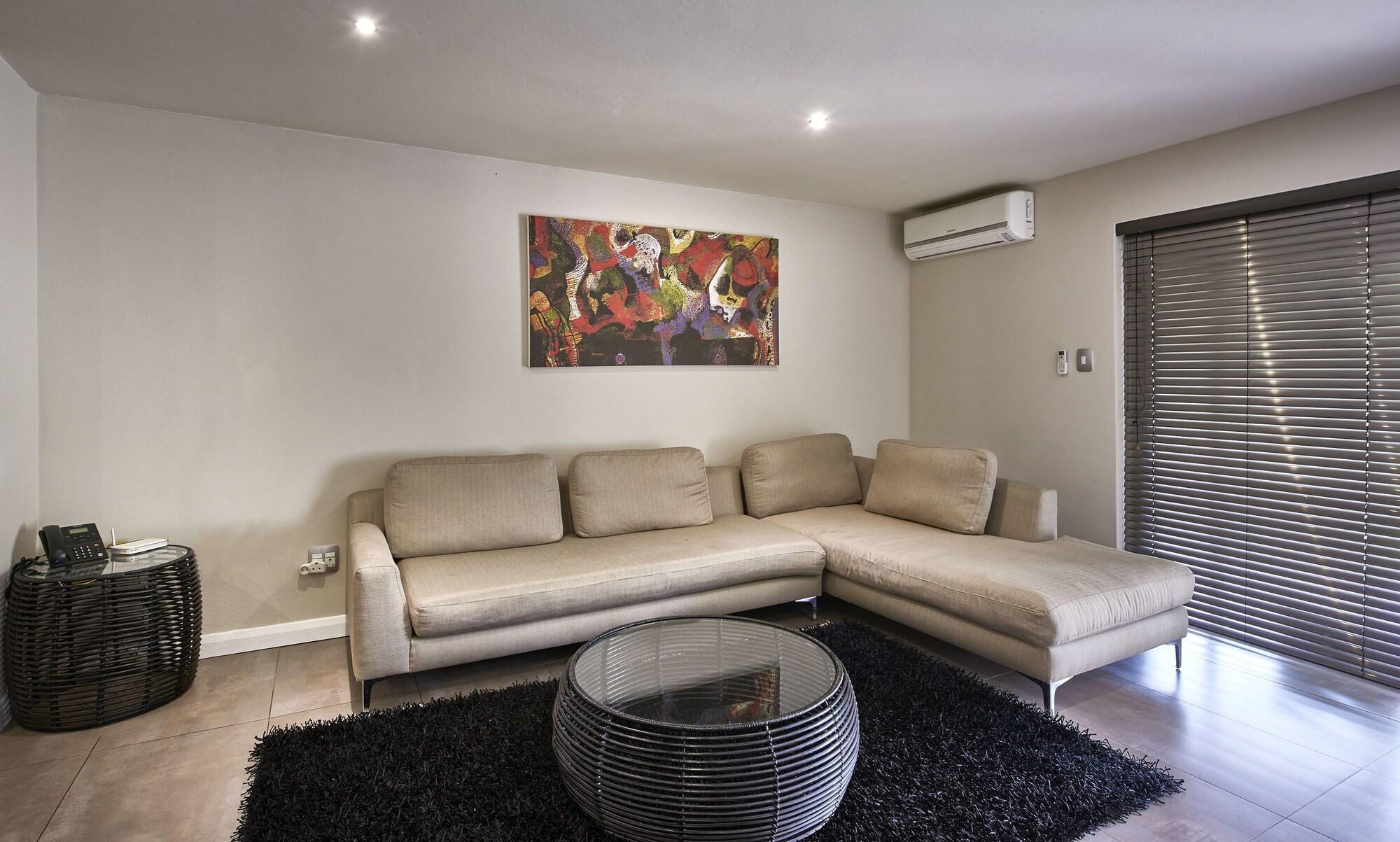 Dynasty Forest Sandown Self Catering 4*