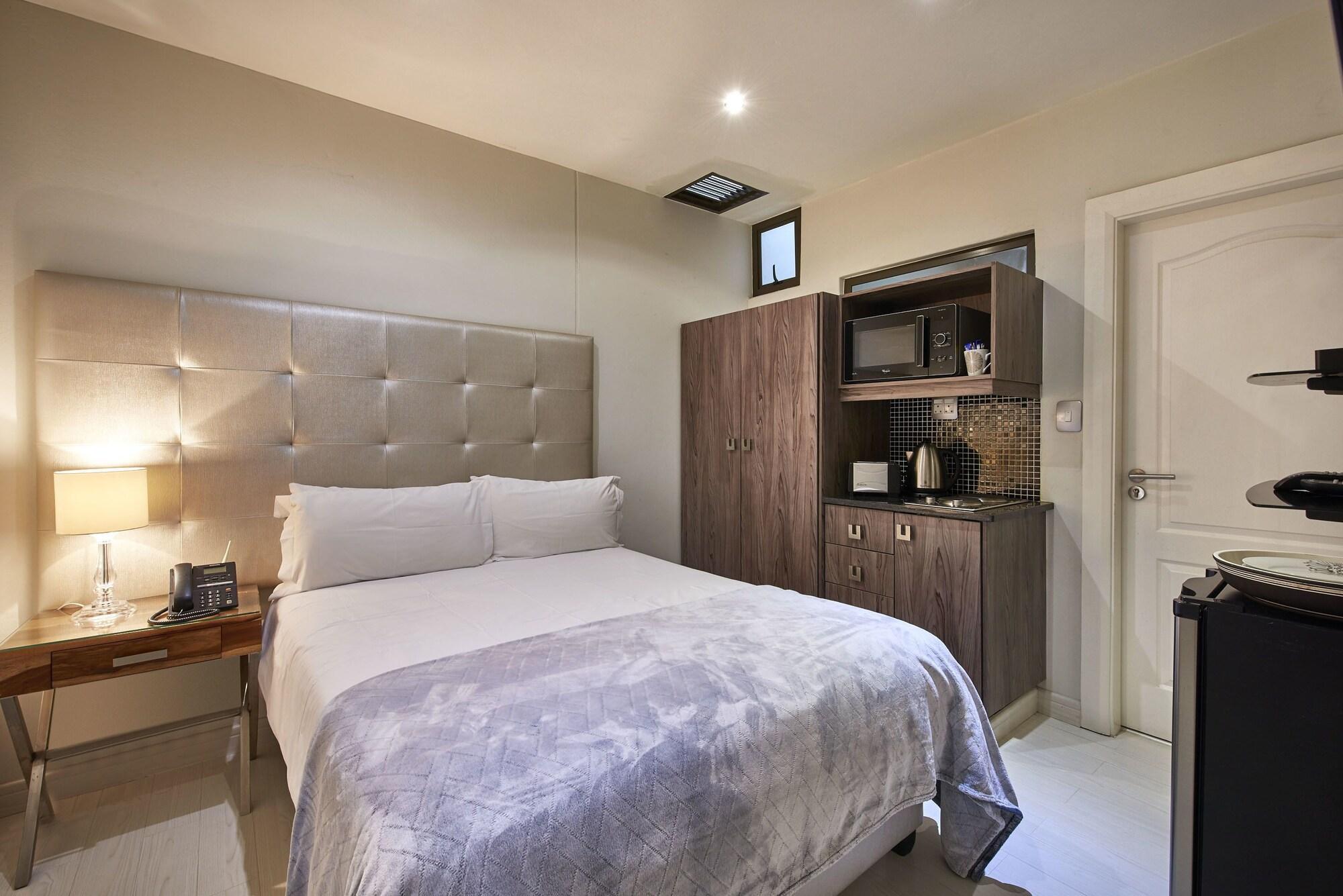 Hotel Dynasty Forest Sandown Self Catering
