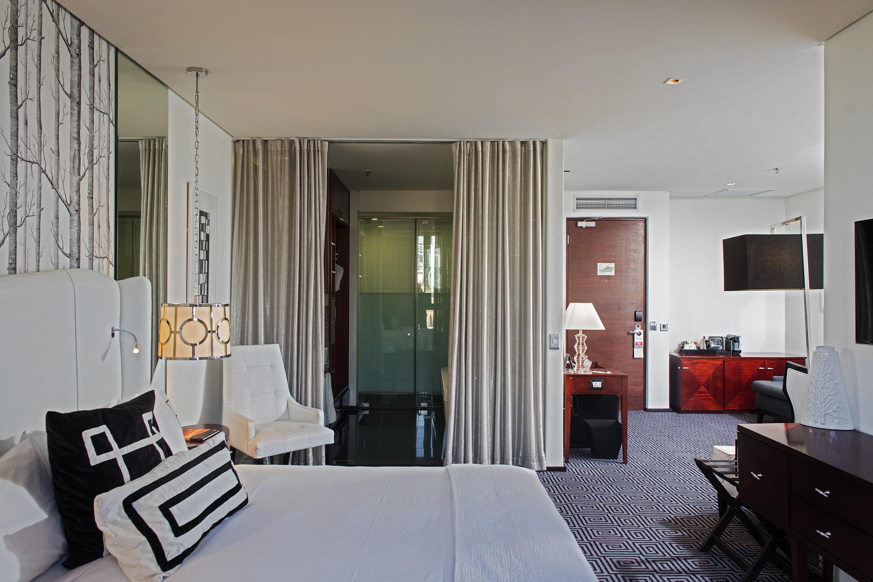 Davinci On Nelson Mandela Square 5*