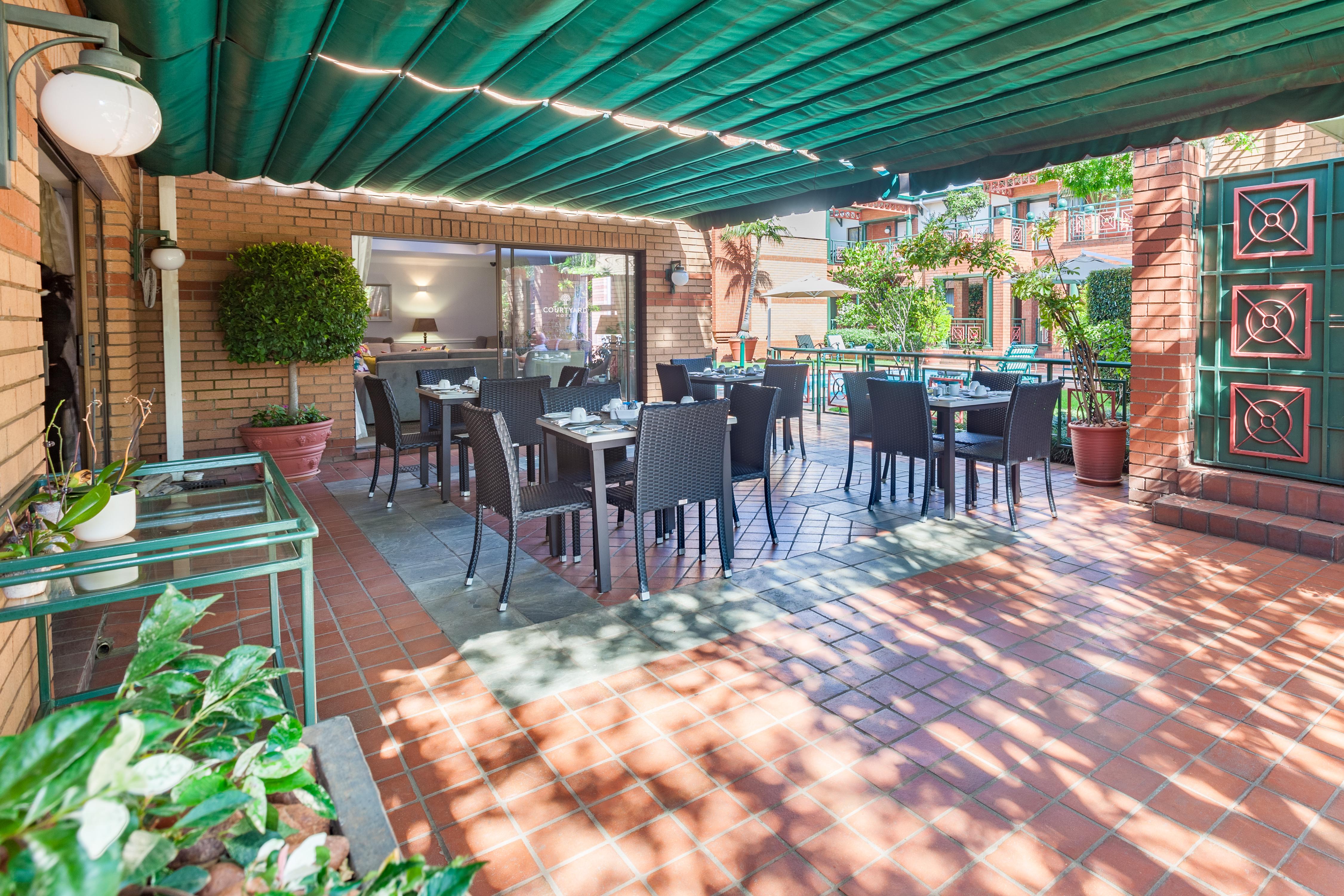 Hotel Courtyard Rosebank 4*