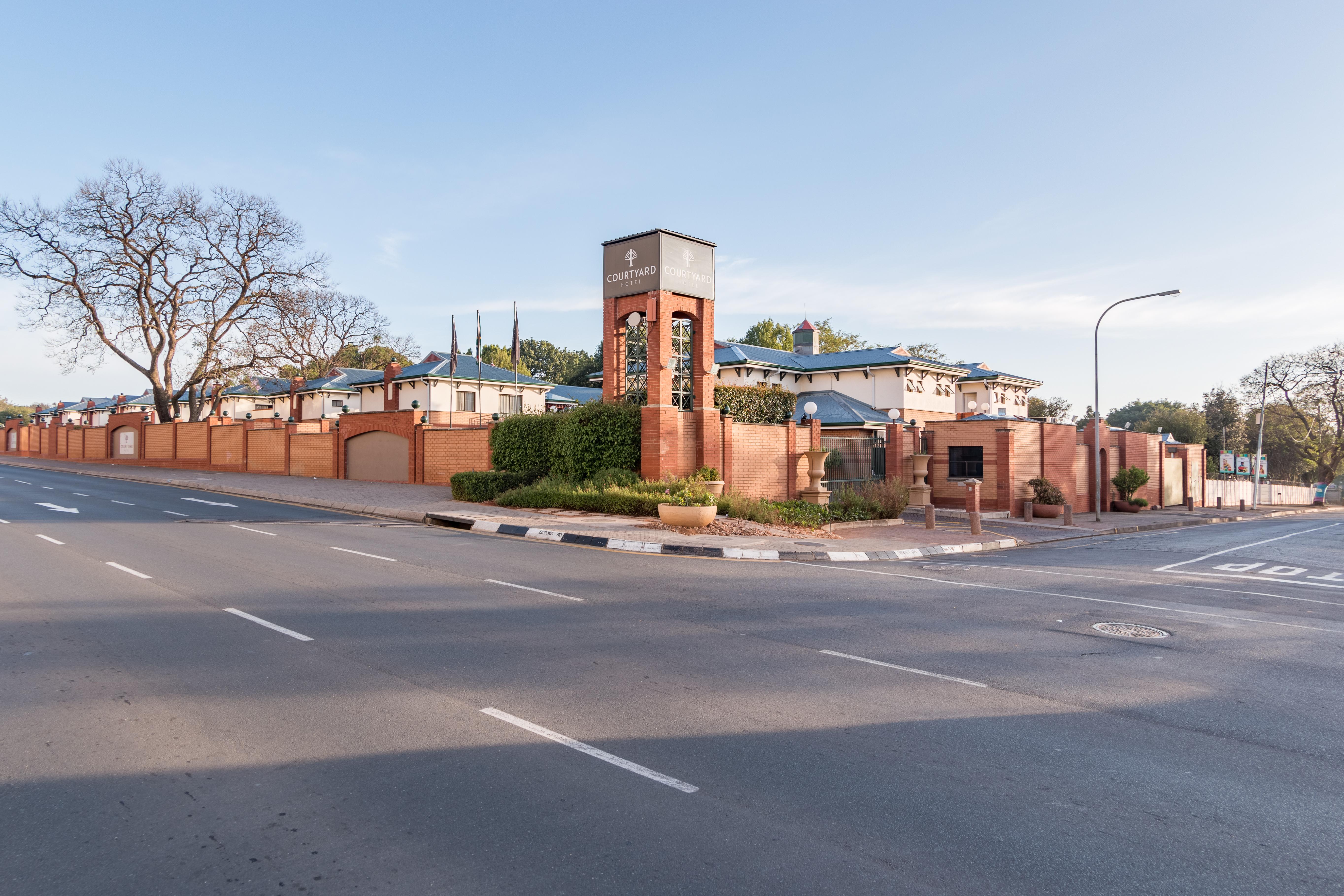 Courtyard Rosebank 4* Johannesburg