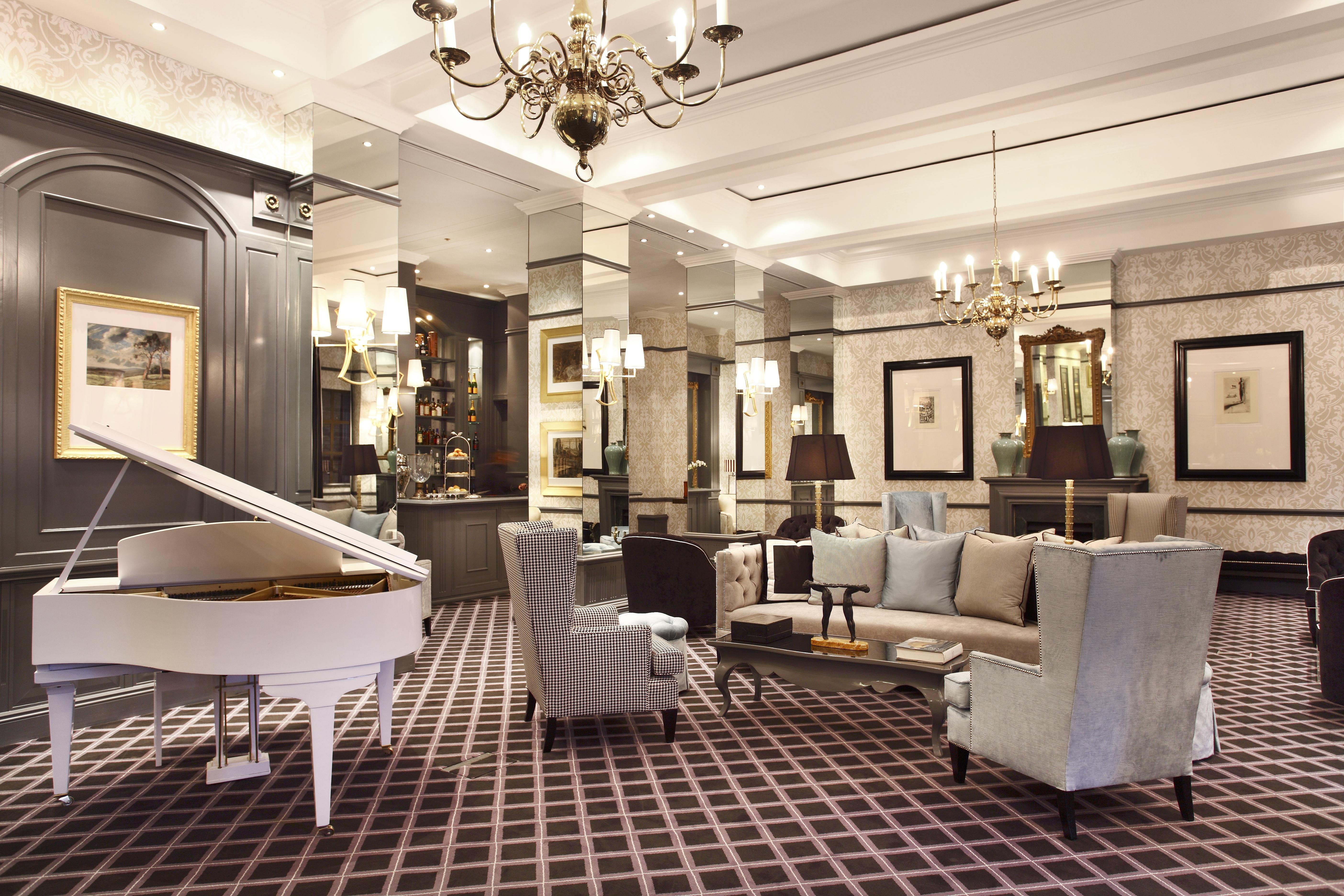 Khách sạn 54 On Bath, Rosebank