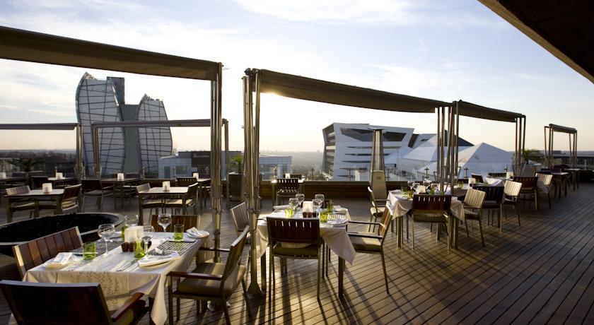 Sandton Sun And Towers Joanesburgo