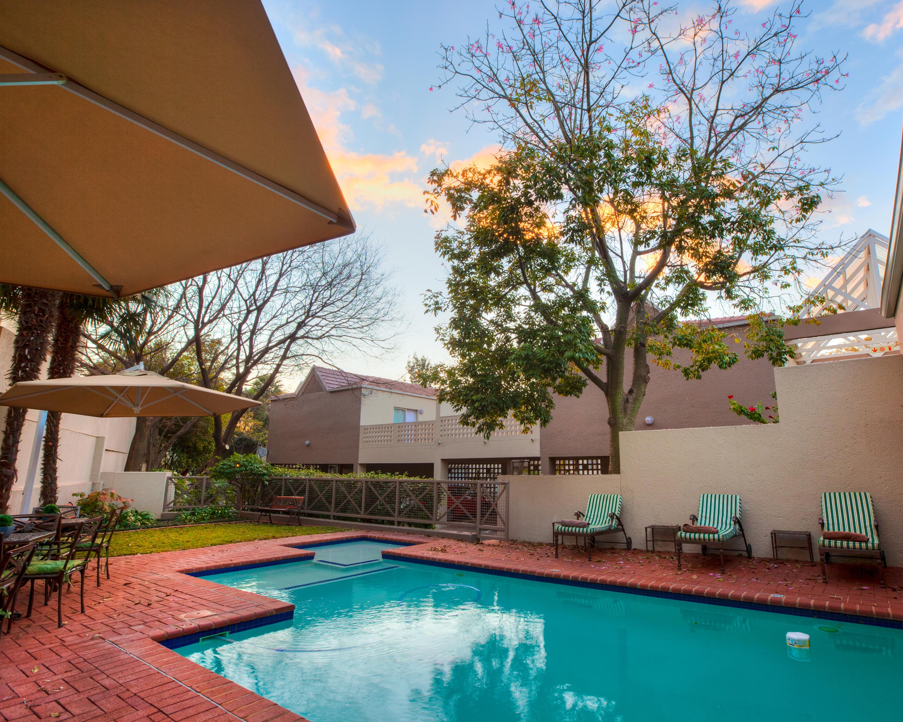 Courtyard Sandton Hotel