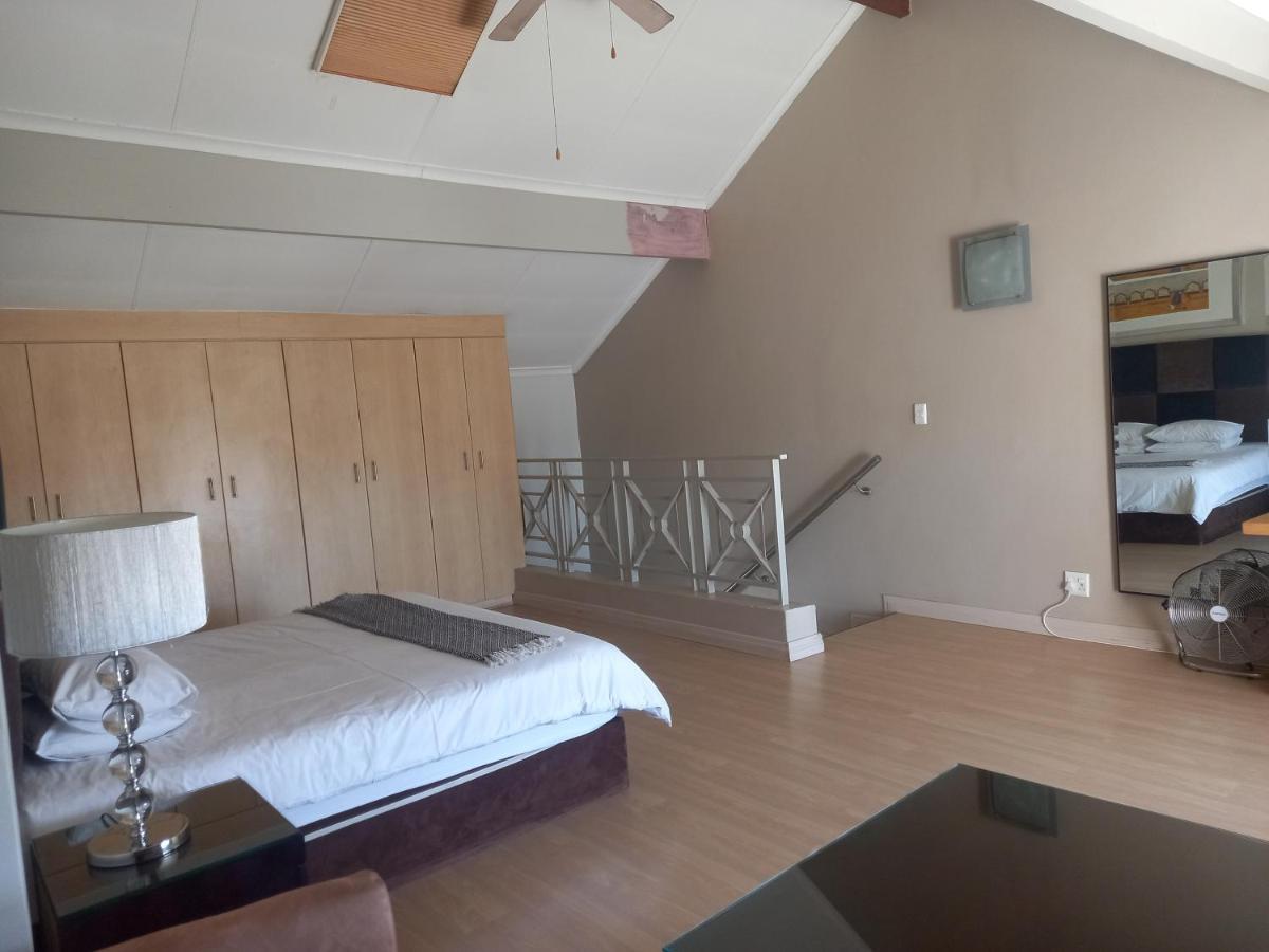 Apartment Mount Royal 31 - Large 1 Bed With Balcony