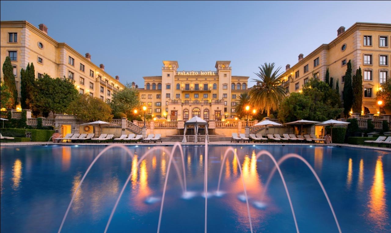 Pivot Montecasino Hotel 4*