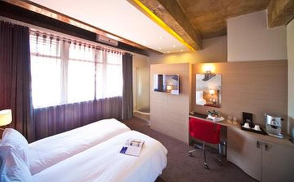 Reef 4* Johannesburg