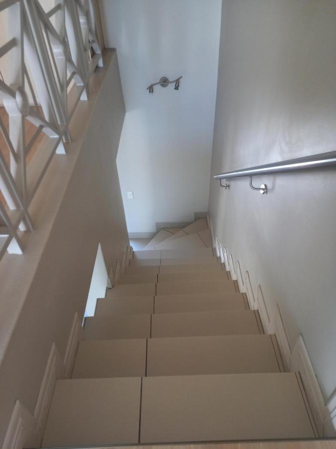 Apartamento Mount Royal 31 - Large 1 Bed With Balcony *