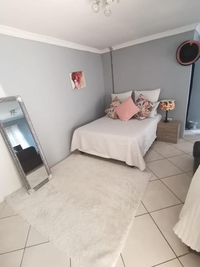 Guest house Bloubosrand *