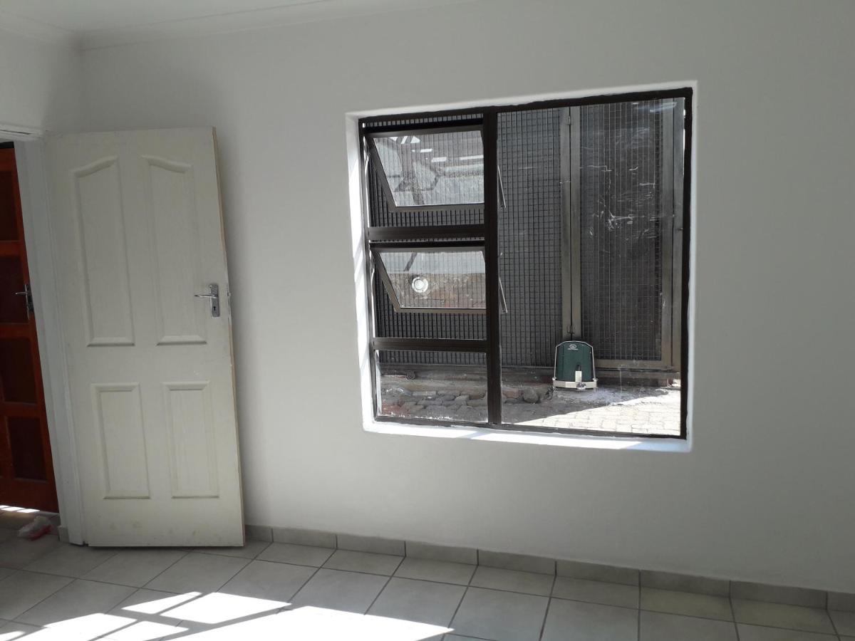 Aparthotel Mofolo Heights Joanesburgo