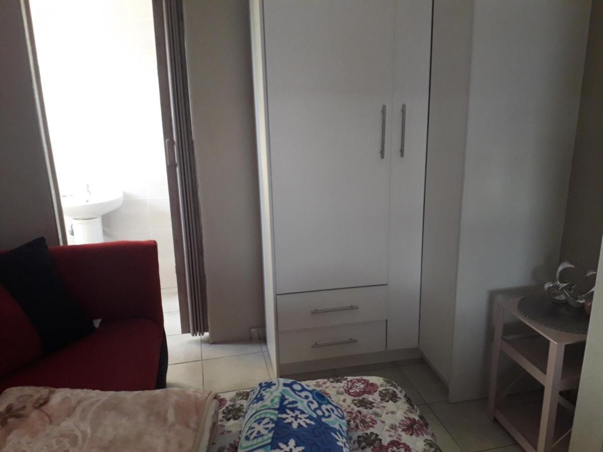 Aparthotel Mofolo Heights