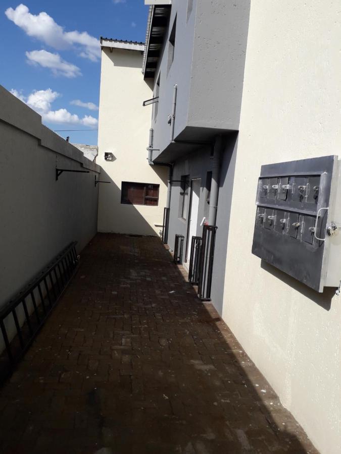 Aparthotel Mofolo Heights Joanesburgo