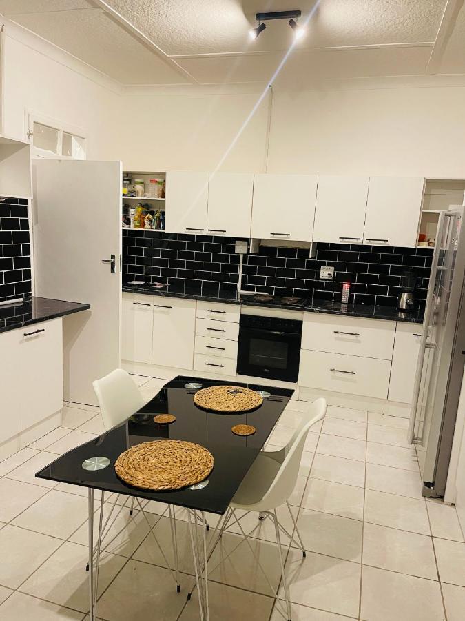 Homelinks In Kensington Acomodação com café da manhã  *
