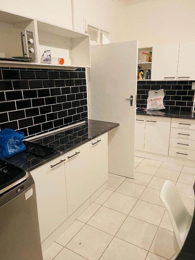 Bed & Breakfast Homelinks In Kensington Johannesburg