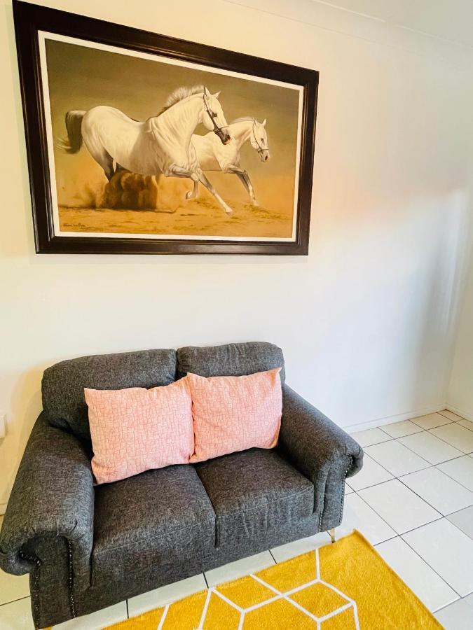 Homelinks In Kensington *