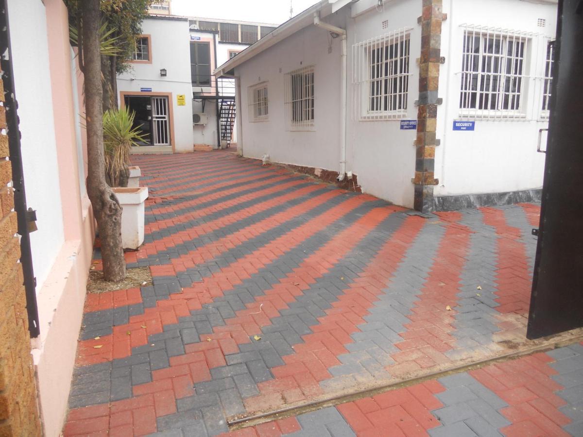Mira Away Aparthotel Johannesburg
