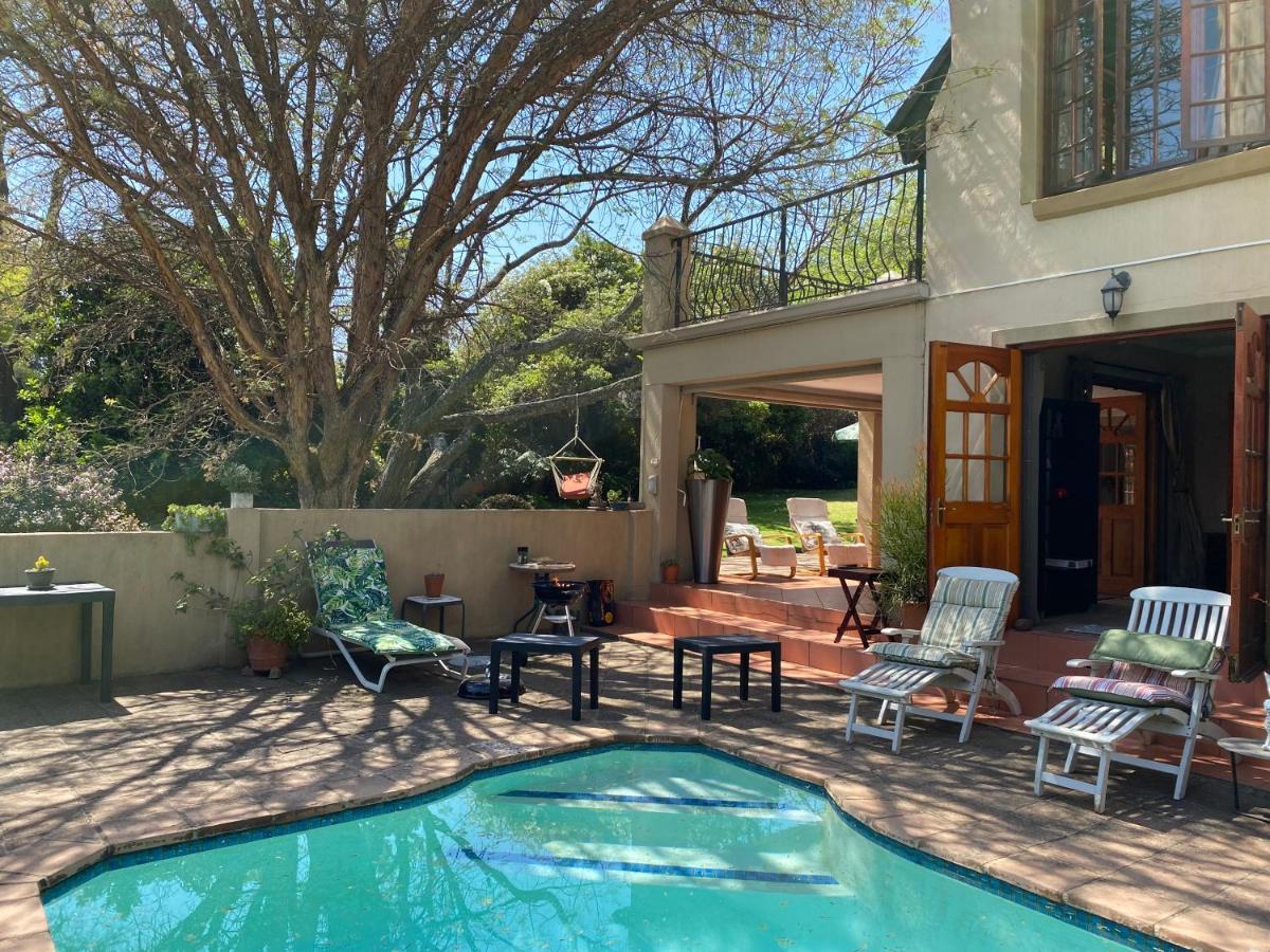 Tuscan Rose * Johannesburg