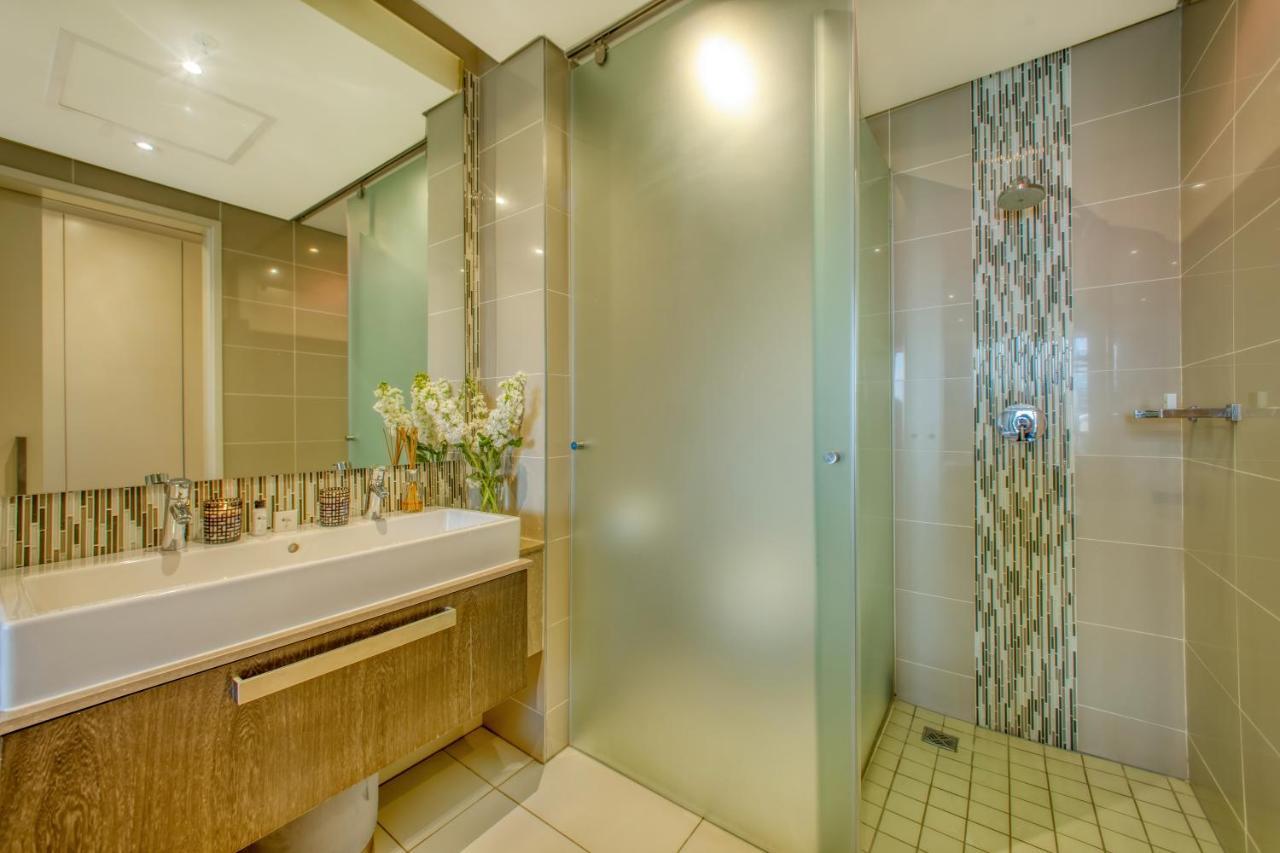Sandton Skye Premium & Penthouses * Johannesburg
