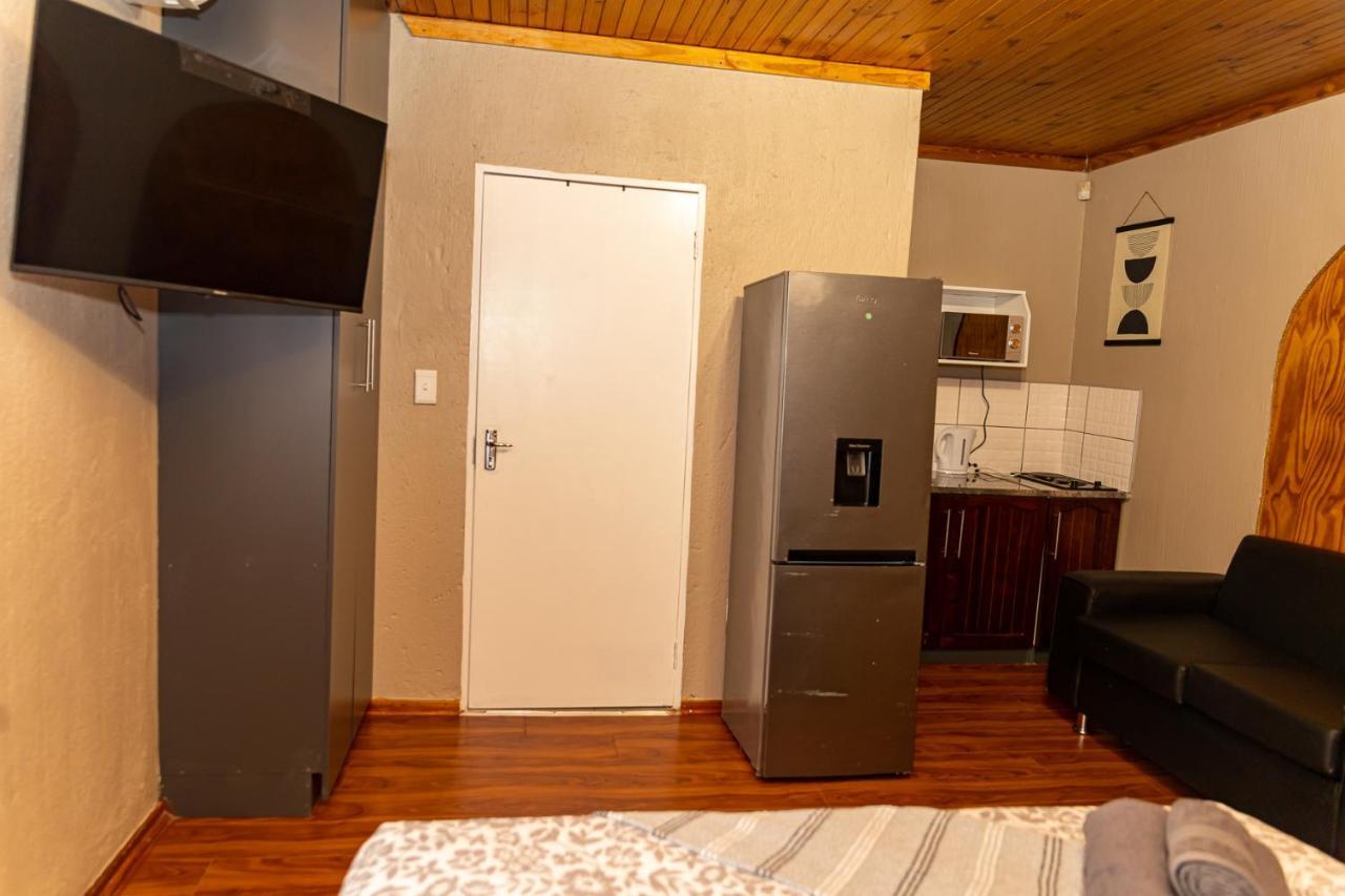 Aparthotel The Hide In Randburg *