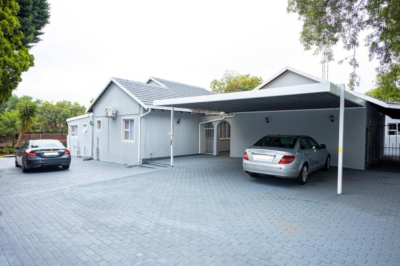 Aparthotel The Hide In Randburg