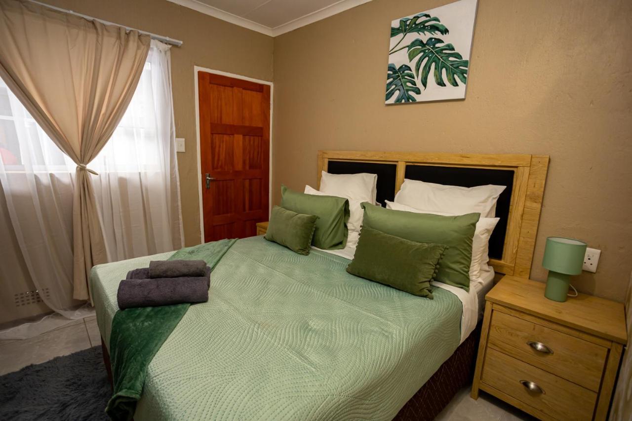 Aparthotel The Hide In Randburg *