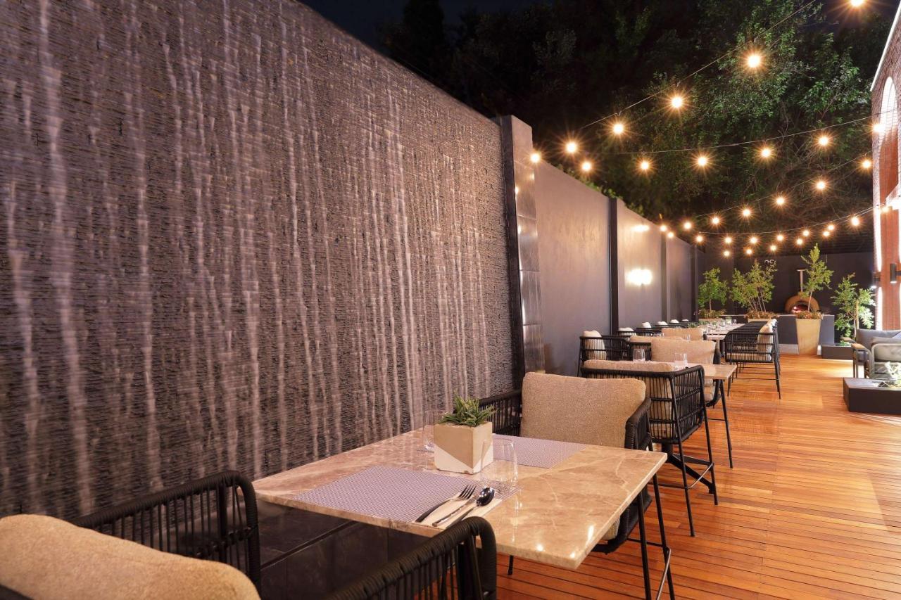 Hyatt House Rosebank 4*