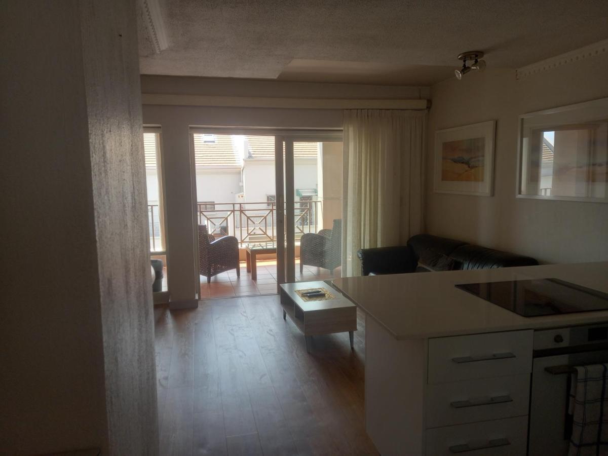 Apartment Mount Royal 29 - Large 1 Bed With Balcony Johannesburg