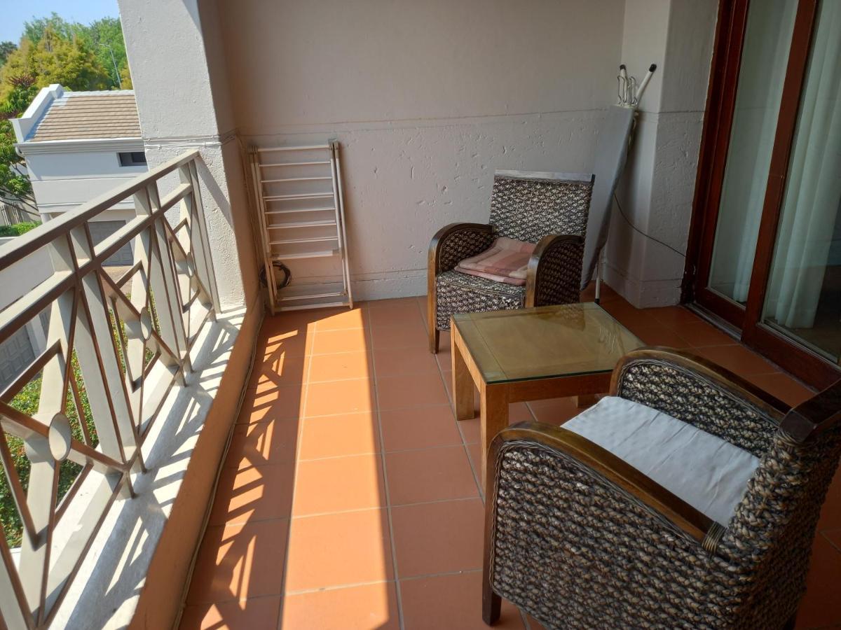 Apartment Mount Royal 29 - Large 1 Bed With Balcony