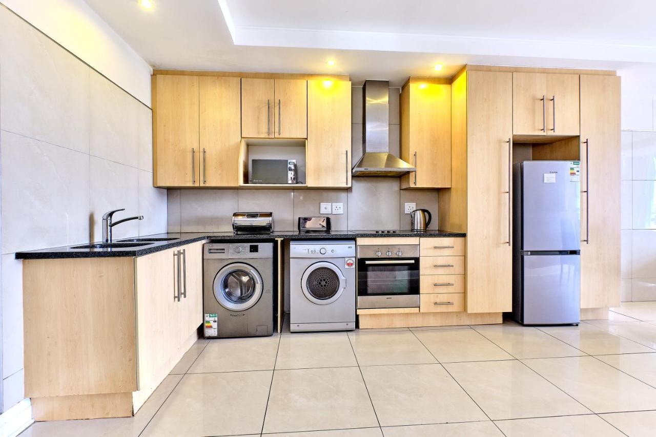 Sandton Serviced Apartments@hydro