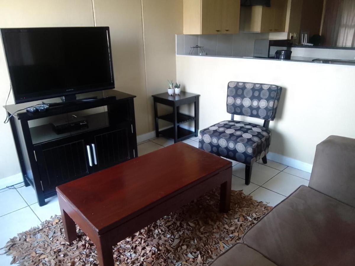 B&m Sandton Apartment. Apartment Johannesburg