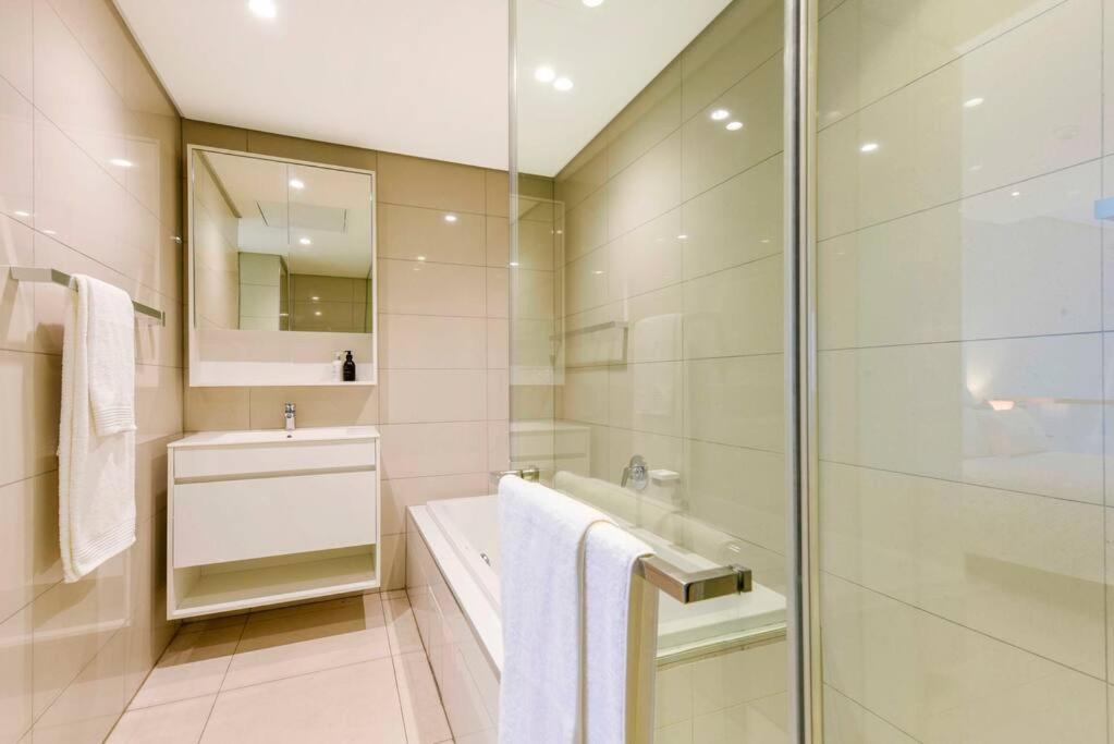 Park 1 Bed Loft Style * Joanesburgo