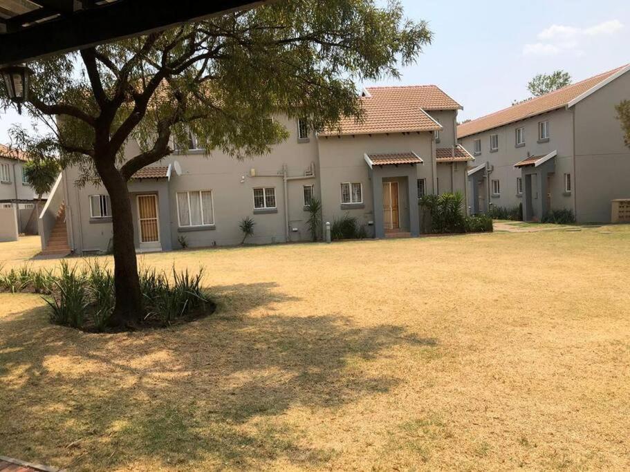 Apartment The Don Apt, Greenstone Johannesburg