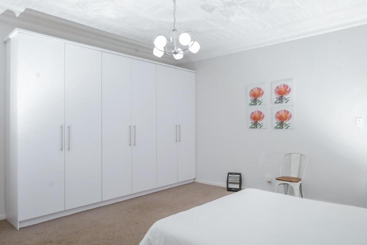 Guest house Prestige By Homelinks *