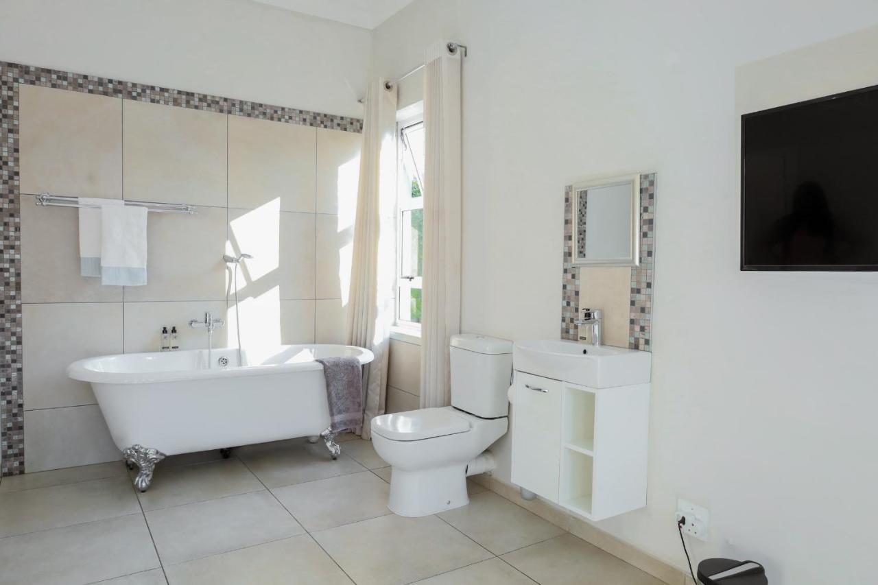 Prestige By Homelinks Guest house