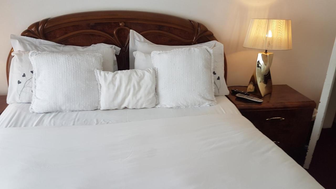 Bed & Breakfast The Royal Princess On Malibongwe Drive *