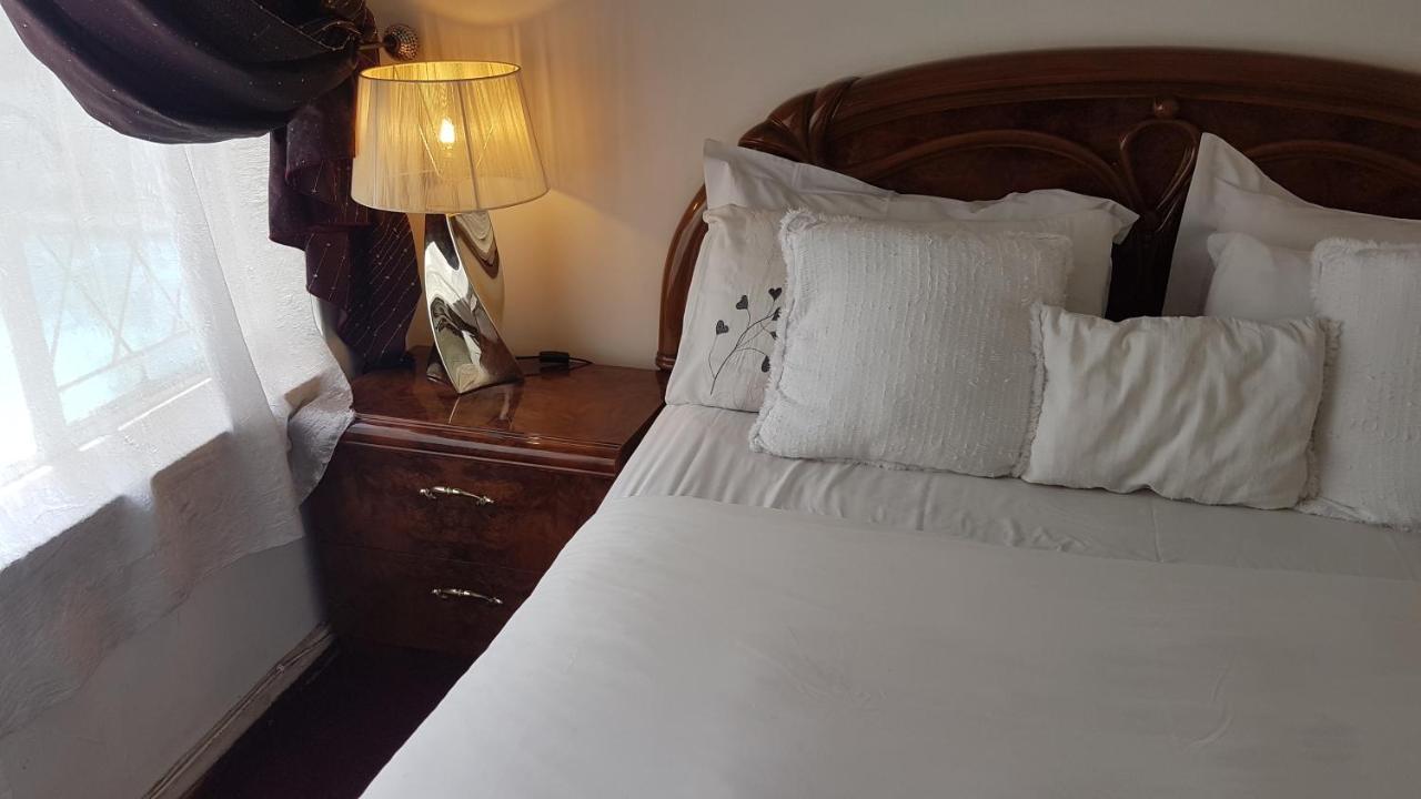 Bed & Breakfast The Royal Princess On Malibongwe Drive Johannesburg