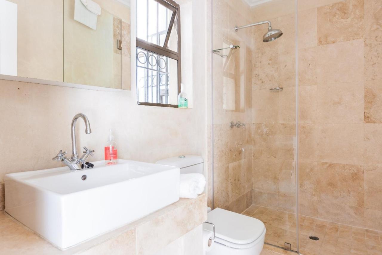 Homestay Sandton Casa Rosa Johannesburg