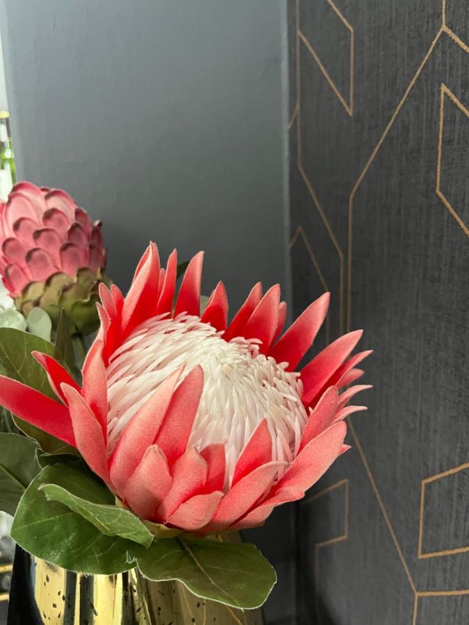 Luxury - Michelangelo Towers Apartment Johannesburg