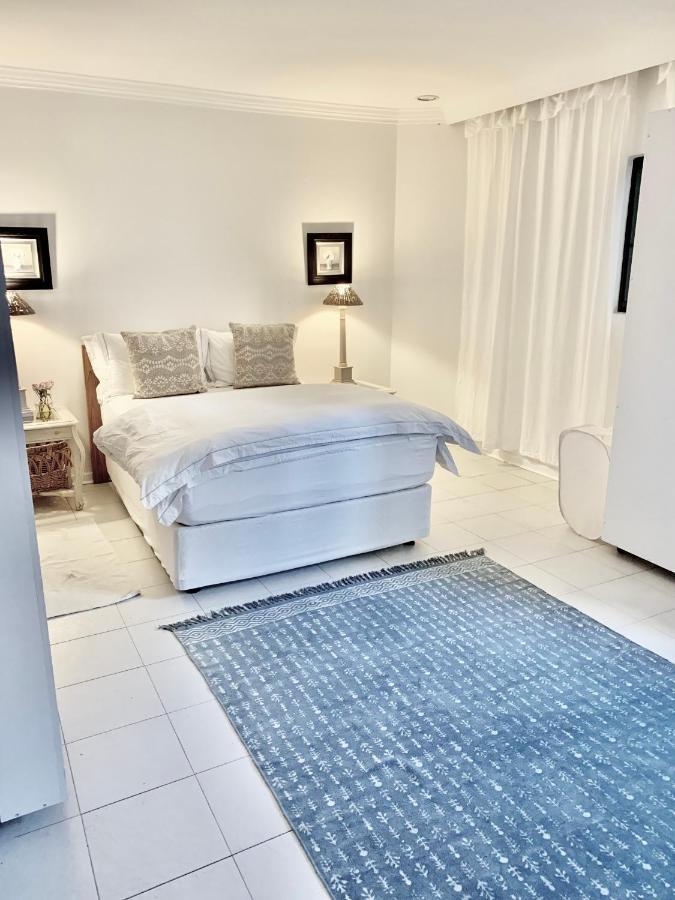 Homestay Sandton Casa Rosa