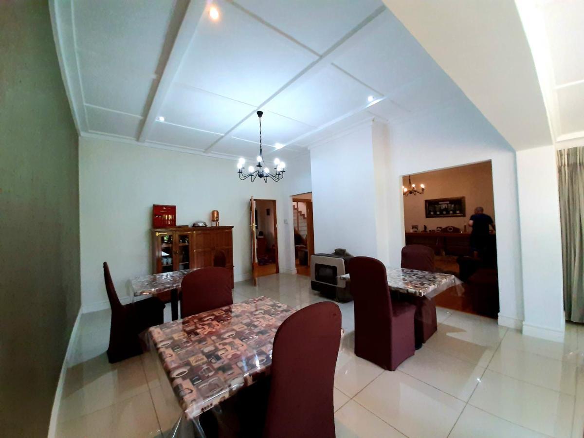 Bed & Breakfast The Owl Boutique Johannesburg