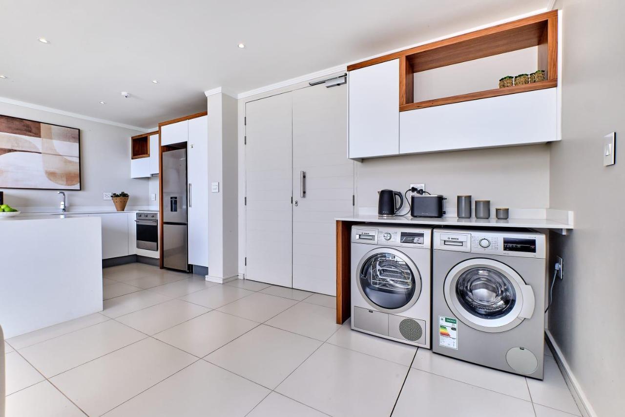 La Vista Dream Luxury & Modern With View And Inverter Back Up! Johannesburg