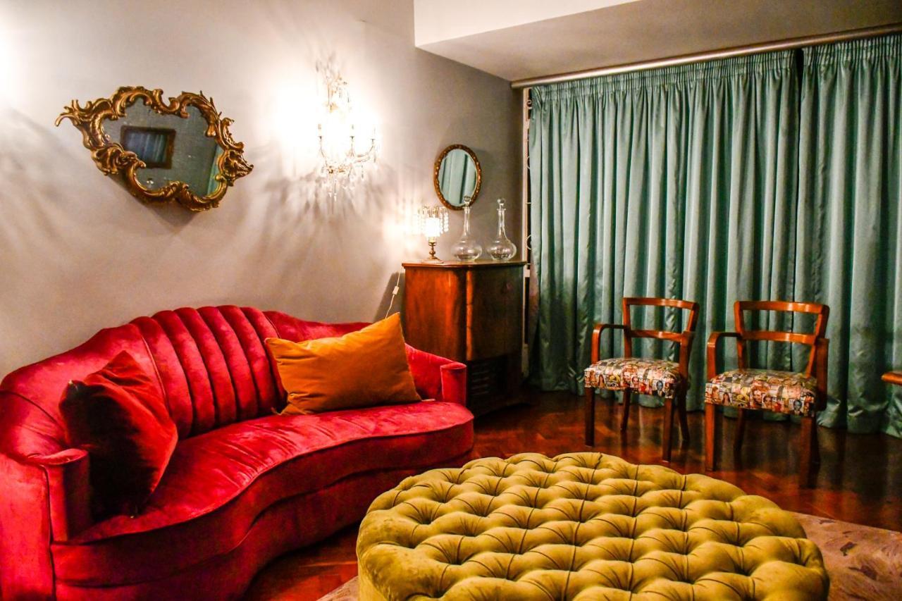 The White House Bed & Breakfast *